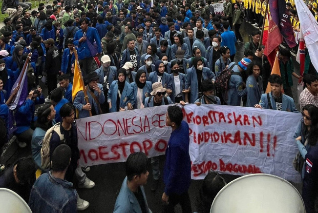 Ilustrasi mahasiswa menggelar unjuk rasa. [Istimewa]
